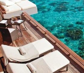 Maledivský hotel Park Hyatt Maldives Hadahaa s terasou