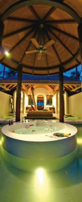 Maledivský hotel Anantara Kihavah Villas s wellness