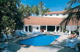 Maledivský hotel Bandos Island Resort s bazénem