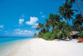 Maledivský hotel Filitheyo Island Resort s pláží