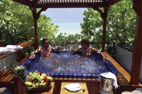 Maledivský hotel Sun Island Resort & Spa s vířivkou